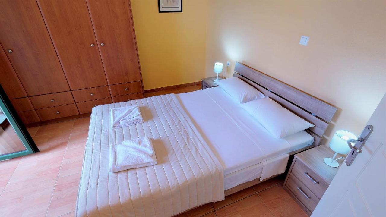 Villa Athina Aszpruliáni Kültér fotó